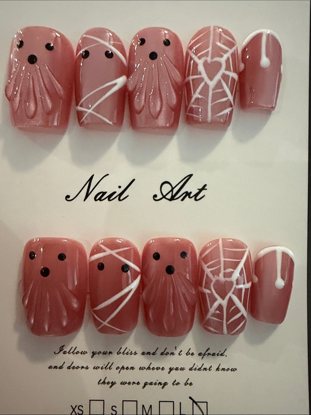 Nail Art Press-On Set in Rose Pink by